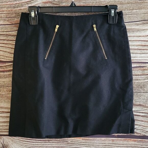 Banana Republic skirt Women's Sizec: 0 black & gold mini Pre-owned - Picture 1 of 5
